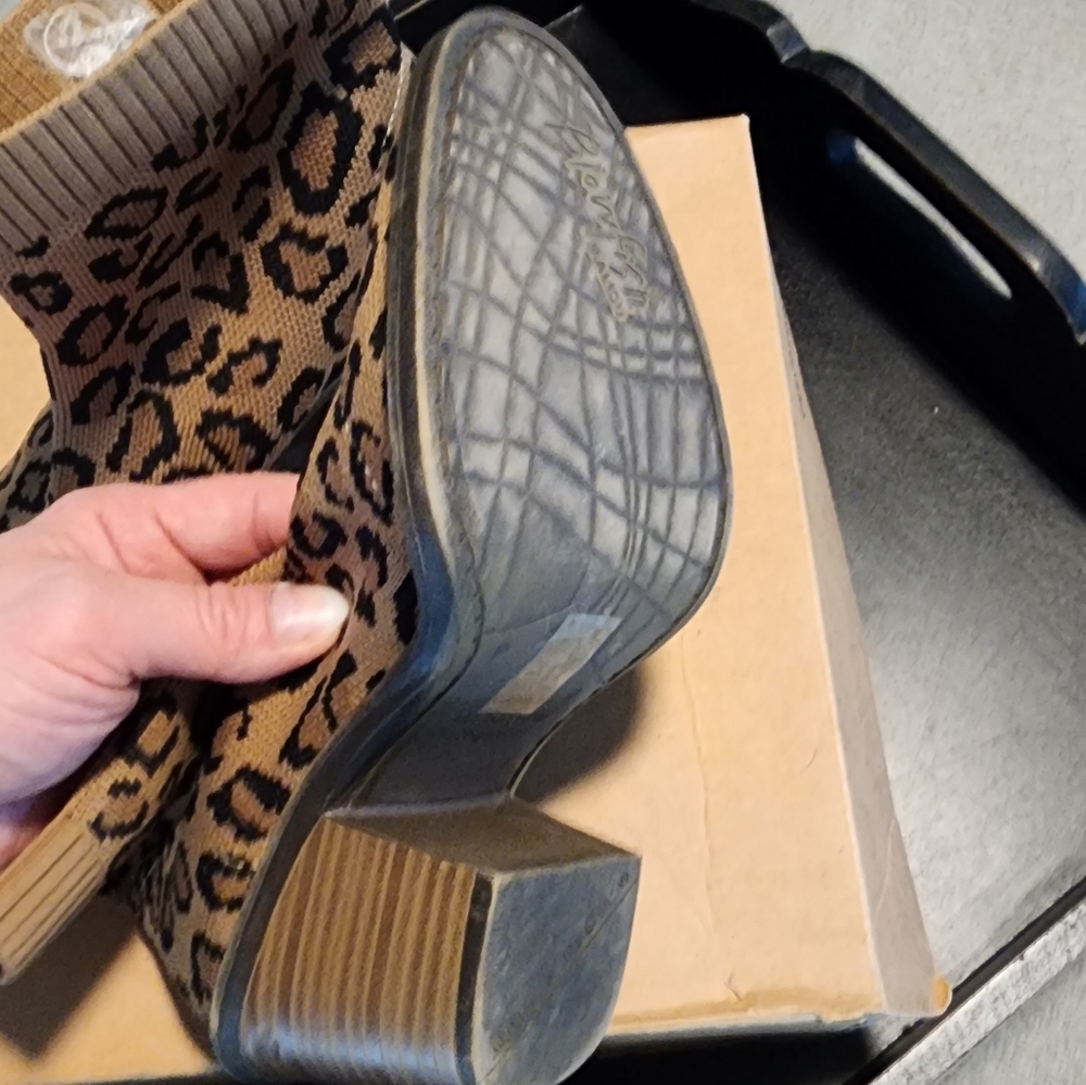 Boots - Picture 2 of 3